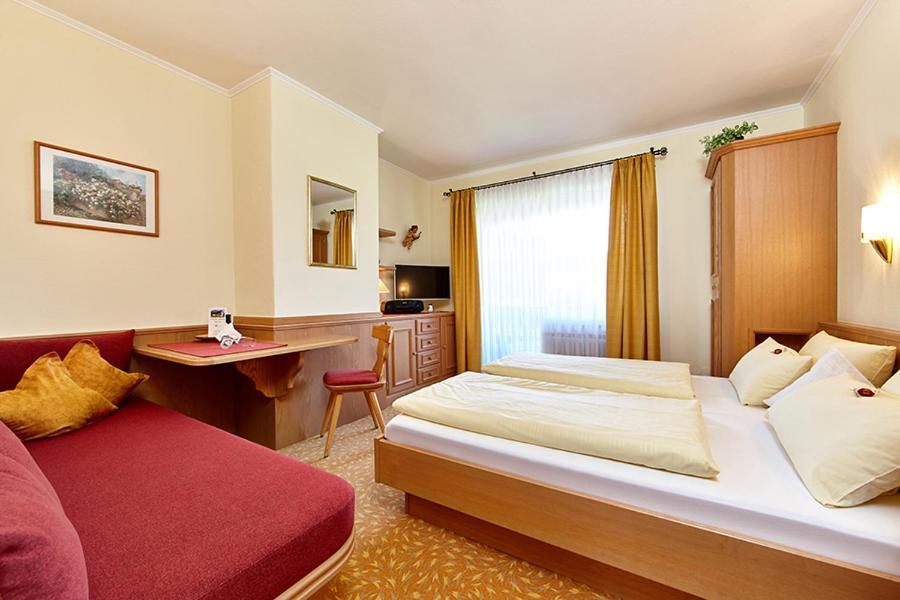 Gaestehaus Marianne ไกรน์เนา ภายนอก รูปภาพ