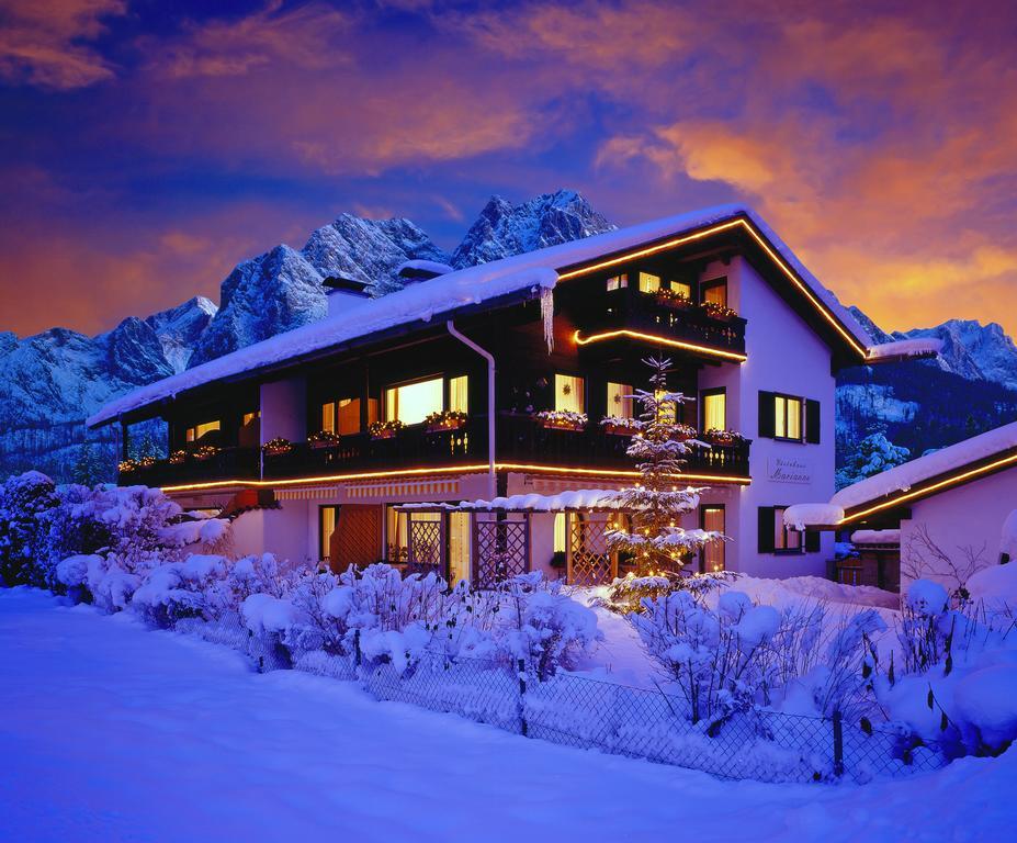 Gaestehaus Marianne ไกรน์เนา ภายนอก รูปภาพ