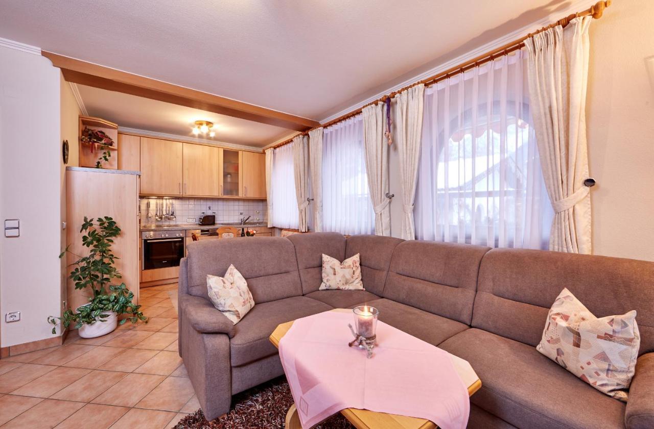 Gaestehaus Marianne ไกรน์เนา ภายนอก รูปภาพ